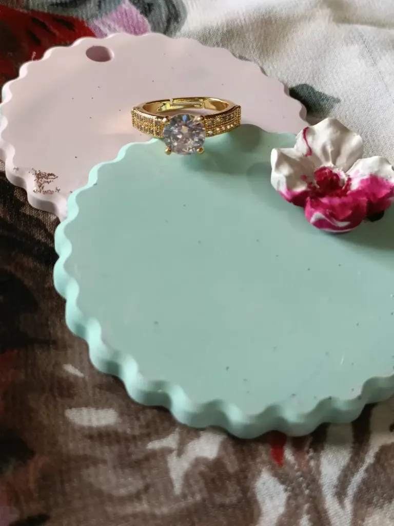 [02-0005] Double layer diamond ring 20092