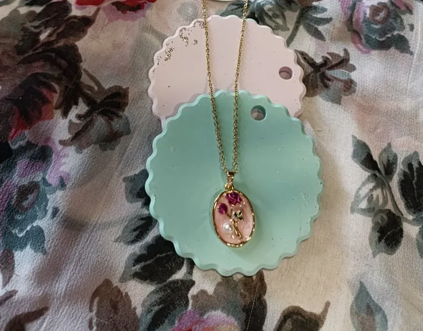 [03-0001] Rose embedded Necklace 20602