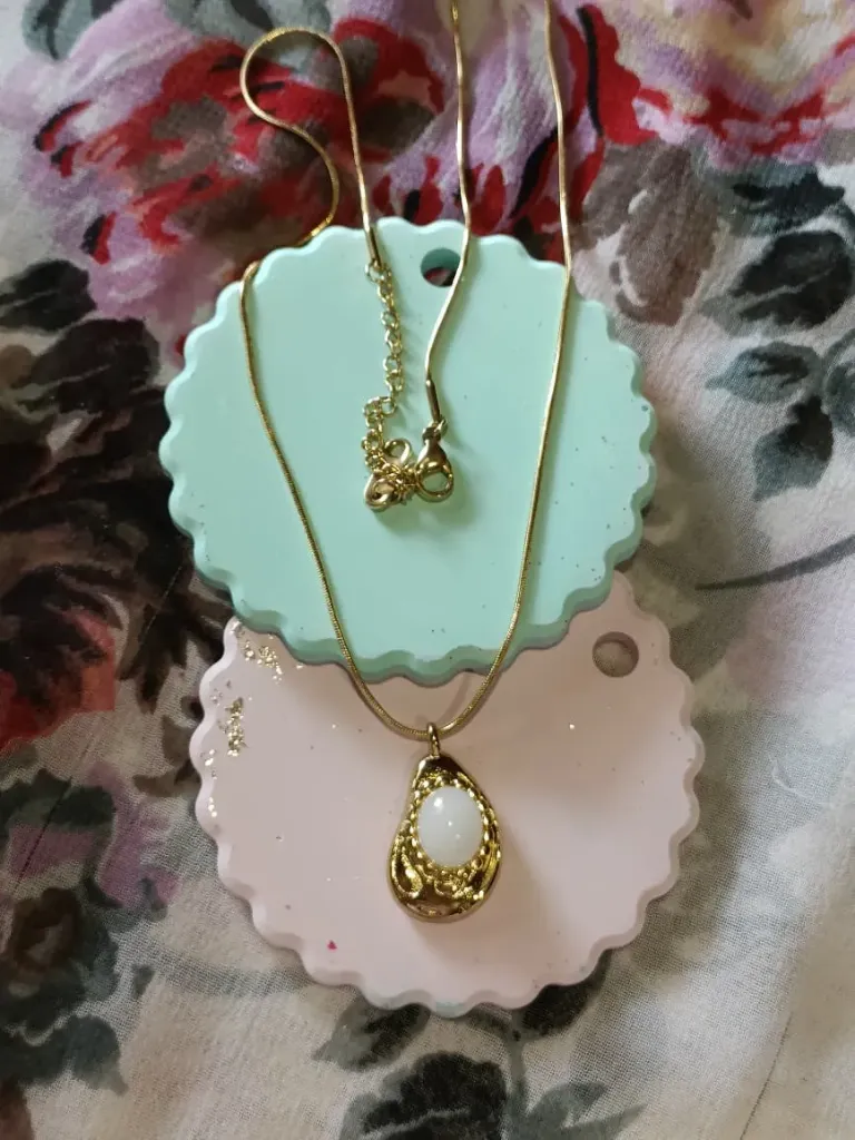 [03-0006] Milky stone necklace 22169